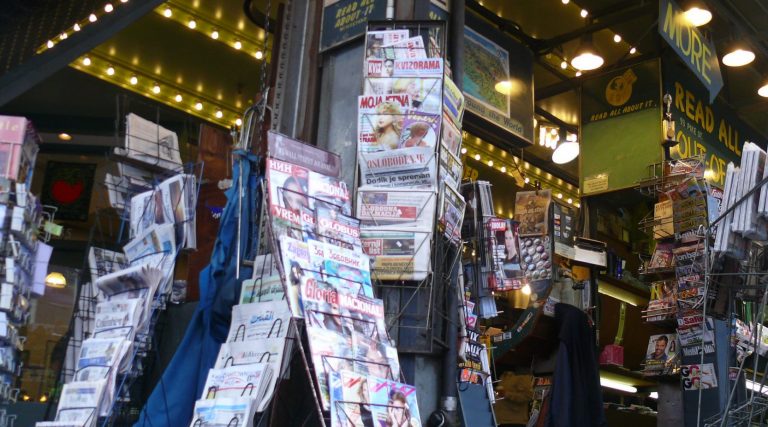 Research has found that regular audience habits are more important than pageviews in subscription strategies. A newsstand in Seattle, by Bill Ward, from Flickr